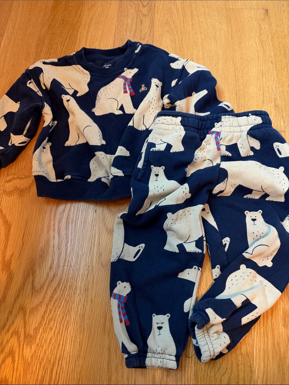 GAP Navy and Cream Polar Bear Kids Pajama Set